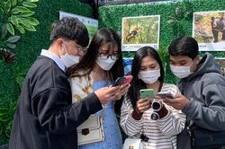 Giới trẻ Đà Lạt hào hứng trải nghiệm cà phê Sơn dã