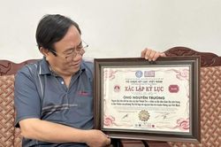 Độc đáo cây đàn violon bằng tre đi vào kỷ lục Việt Nam