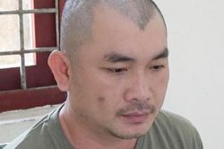 Ghen tuông, gã đàn ông mang búa đi tìm người yêu cũ đánh bị thương
