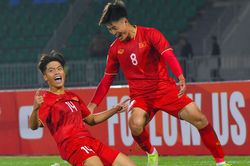 HLV Hoàng Anh Tuấn: Quên chiến thắng U20 Qatar đi