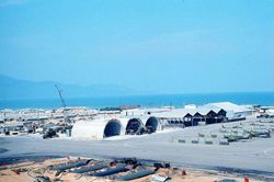 Câu chuyện sân bay Đà Nẵng II