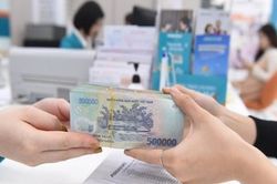 Lãi suất huy động đồng loạt giảm từ 0,2 - 0,5% từ hôm nay (6/3)
