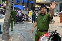 Công an khám xét trụ sở công ty F88 ở TPHCM