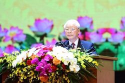 Tổng Bí thư: Chiến sĩ công an phải giữ mình thật trong sạch, không bị cám dỗ bởi danh lợi tầm thường