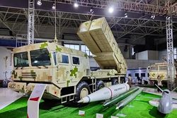 Vì sao UAE từ bỏ HIMARS của Mỹ quay sang mua hệ thống AR-3 của Trung Quốc?