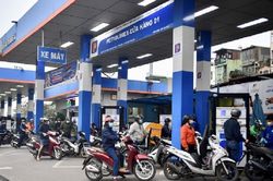 Chiết khấu kiểu 'ban phát', doanh nghiệp bán lẻ xăng dầu tiếp tục lên tiếng