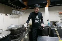 Khi Yakuza 'rửa tay gác kiếm'