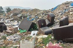 Choáng ngợp núi rác thải xây dựng chình ình tại thành phố Thanh Hóa