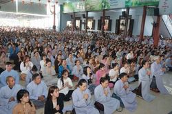 Đà Nẵng: Hơn 3.000 Phật tử tham gia khóa tu 'Một ngày an lạc' tại chùa Bà Đa