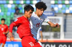 Xem bàn thắng tuyệt đẹp của Khuất Văn Khang đưa U20 Việt Nam trở lại đầu bảng