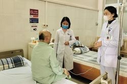 Người nước ngoài mắc liên cầu khuẩn lợn được bác sĩ Việt Nam cứu sống