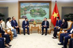 Thái Nguyên: Tập đoàn Sunny đầu tư thêm 2,5 tỉ USD để sản xuất thiết bị quang học cho ô tô