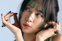 Báo Nhật Bản phân tích thành công của 'See Tình'