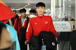 U20 Việt Nam trở về sau hành trình hơn 30 tiếng