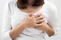 Những người có nguy cơ cao mắc ung thư vú