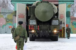 '6000 đầu đạn hạt nhân Nga đủ xóa sổ thế giới'