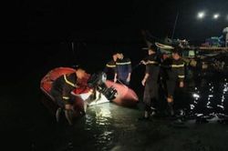 Tìm kiếm cặp vợ chồng nghi bị đuối nước ở Quảng Trị