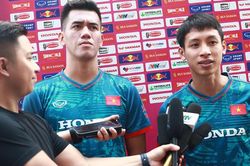 HLV Troussier 'trộn quân', Hùng Dũng và Tiến Linh nói lời 'gan ruột'