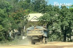 Đất điều phối làm đường, mang đi bán cho dự án