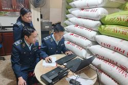 Thái Nguyên thu giữ 15 tấn đậu tương giả mạo nhãn hiệu