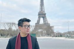 Ca sĩ Nhạc sĩ Lê Anh Tuấn gây rung động triệu trái tim khán giả với MV Hello Việt Nam