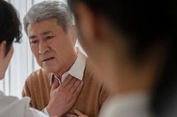 Giận bố, anh tôi bỏ nhà đi 12 năm không về