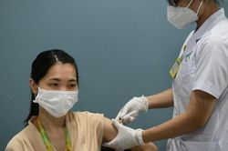 Sáng 11/3: Còn duy nhất 1 ca COVID-19 nặng, nhiều tỉnh, thành tỷ lệ tiêm vẫn thấp