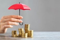 Giá vàng hôm nay 12/3/2023, Giá vàng bất ngờ được 'chắp thêm cánh', nhà đầu tư đổ xô ôm hàng, vàng SJC một mình một chợ