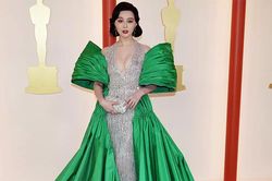 Phạm Băng Băng sexy ở thảm đỏ Oscar 5 năm sau scandal trốn thuế