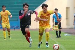 U23 Việt Nam thắng CLB Phú Thọ