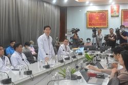 Kỳ tích 11 lần phẫu thuật cứu sống bệnh nhân 'ngàn cân treo sợi tóc'