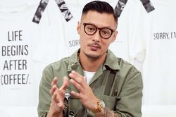 Tài tử 'Vô gian đạo' Dư Văn Lạc kinh doanh thua lỗ