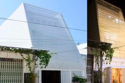 Độc lạ ngôi nhà như chiếc lồng đèn khổng lồ