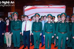 Lãnh đạo Trung ương, tỉnh Nghệ An dâng hoa, dâng hương tưởng niệm Đại tướng Chu Huy Mân
