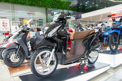 Xe tay ga không giảm giá dù bán chậm