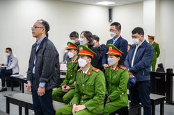 25 năm tù cho 7 cựu cán bộ ngân hàng BIDV cho vay sai quy định