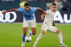 Bốc thăm tứ kết Champions League: Man City đấu Bayern, Chelsea đụng Real