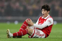 Arsenal gặp họa lớn sau thất bại ở Europa League