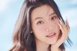 MC Hoàng Oanh hiếm hoi nói về sự bình an sau một thời gian làm mẹ đơn thân
