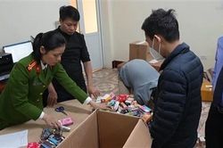Cảnh sát bắt hơn 1 nghìn bao thuốc lá tẩm ma túy