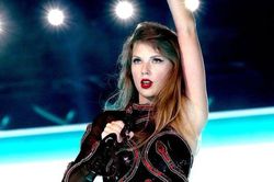 BLACKPINK bất ngờ xuất hiện trong concert của Taylor Swift?
