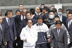 Nhật Bản: Bị phân biệt đối xử, yakuza 'nóng mắt' dọa kiện hàng loạt công ty