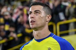 Ronaldo lập siêu phẩm sút phạt, Al Nassr ngược dòng kịch tính cuối trận