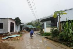 Nỗ lực xóa nhà tạm tại huyện biên giới Đăk Glei