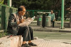 Cụ ông 70 tuổi nghỉ hưu xong lấy 3 đời vợ, cuối đời nhận trái đắng
