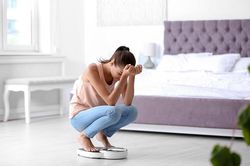 Sụt cân đột ngột - dấu hiệu cảnh báo ung thư, không được coi thường