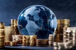 Giá vàng hôm nay 20/3/2023: Giá vàng vào vai 'hầm trú ẩn', đích đến 2.000 USD/ounce và có thể hơn thế nữa?