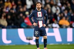 Thi đấu hay, Messi vẫn bị CĐV nhà la ó