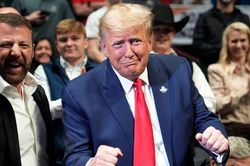 Chuyện gì xảy ra nếu ông Trump bị bắt giữ?