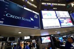 Từ chuyện Credit Suisse bán mình và liên hệ với thị trường tài chính Việt Nam